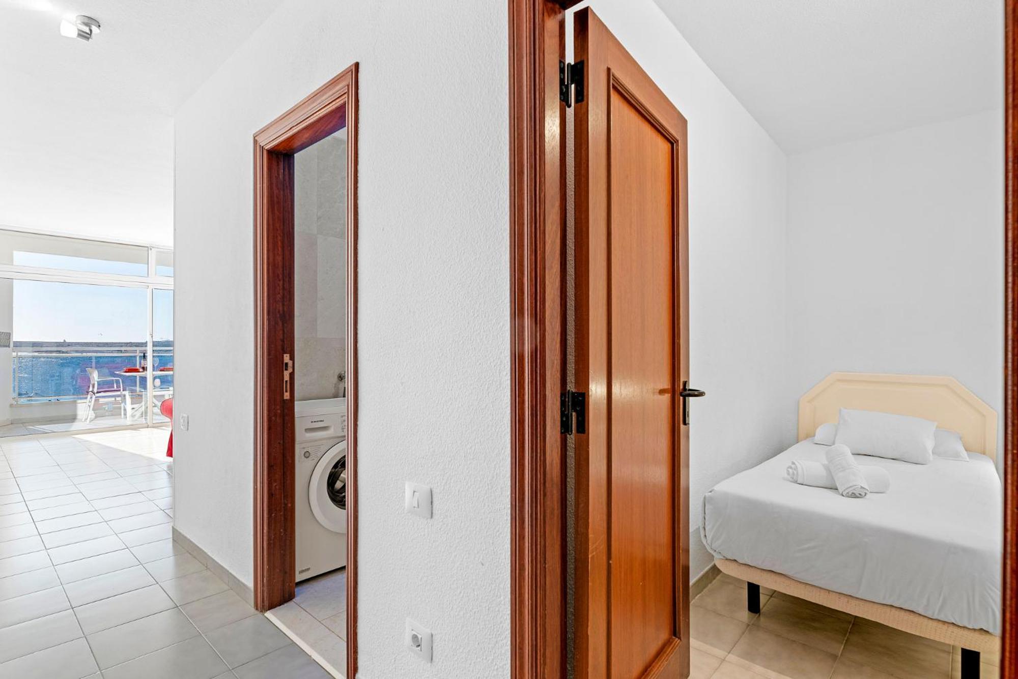 Medano4You The Harbour Holiday Home Эль-Медано Экстерьер фото